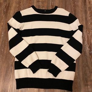 Men’s Black & White Stripe Sweater
